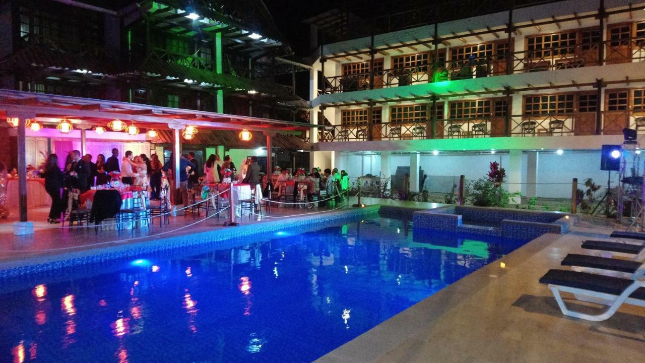 Hotel La Vista Canoa Buitenkant foto